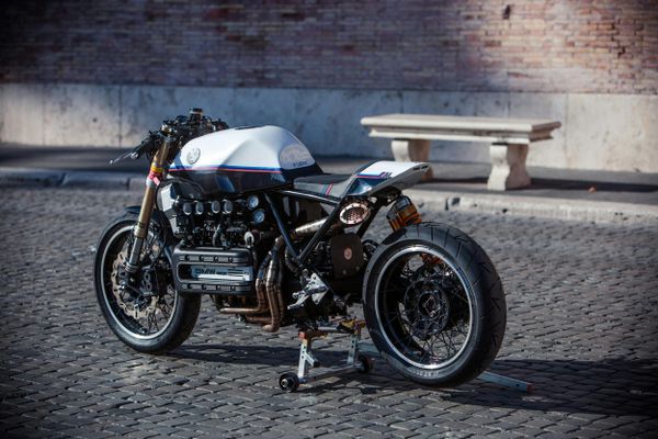 Cafe Racer transportieren: Style sicher von A nach B bringen