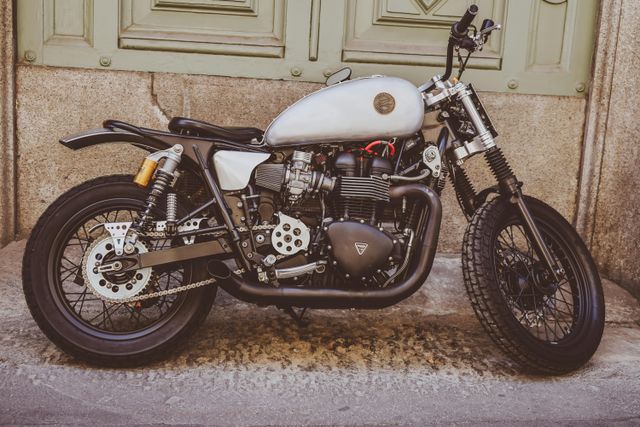 Triumph Motorrad transportieren: Der komplette Guide für alle Modelle