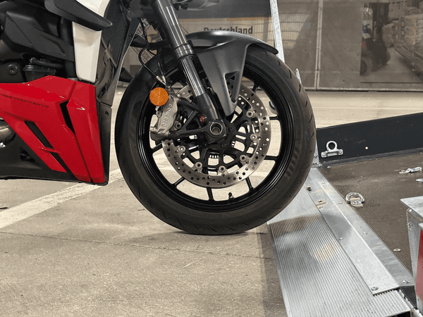 Motorradtransport für Anfänger: Dein erster Transport ohne Stress
